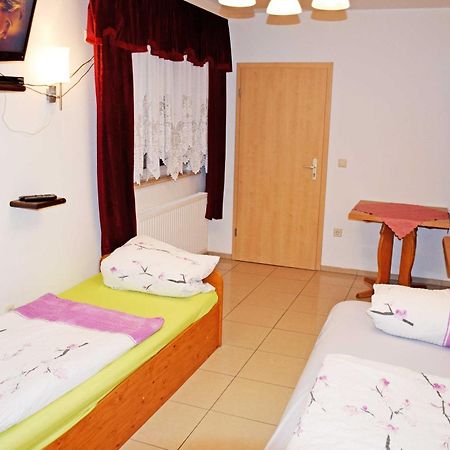 Ferienwohnung/ Ferienzimmer Asche 阿舍尔斯莱本 外观 照片